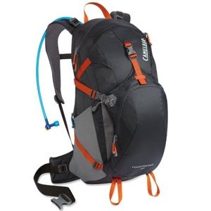 CAMELBAK FOURTEENER 24 HYDRATION AND HIKING PACK